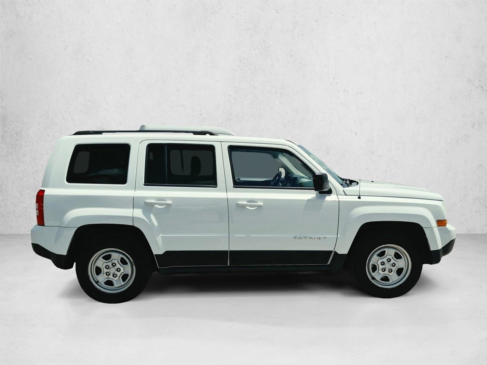 2016 Jeep Patriot FWD 4dr Sport