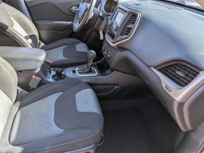 2017 Jeep Cherokee Sport FWD