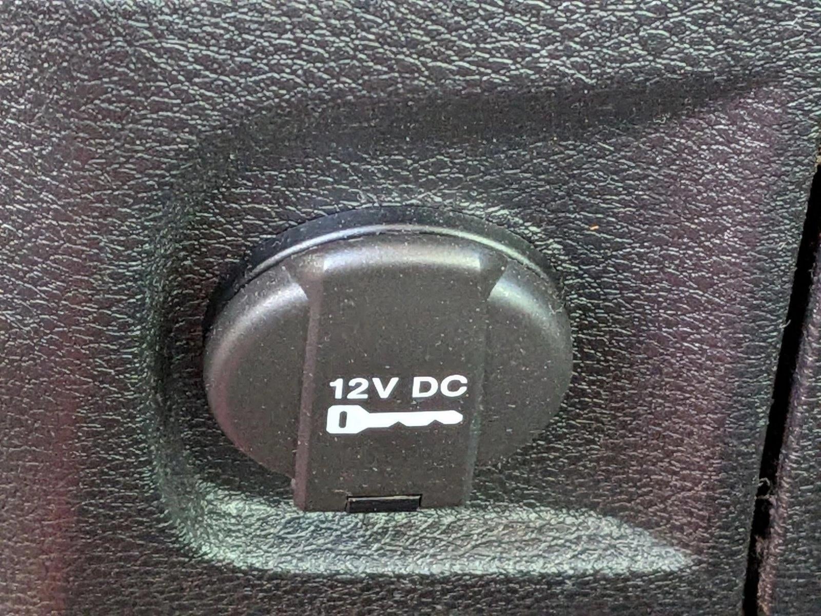 2016 RAM 1500 2WD Quad Cab 6.4 Ft Box SLT