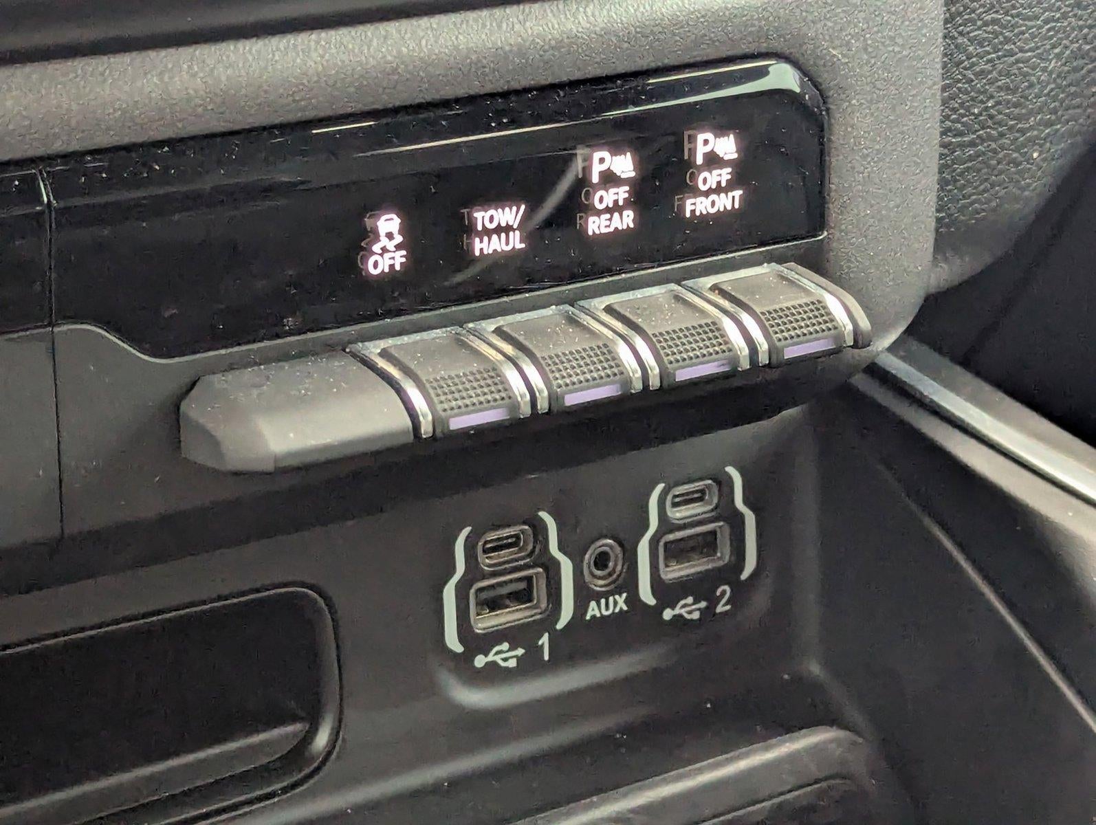 2021 RAM 1500 Big Horn 4x2 Quad Cab 6'4" Box