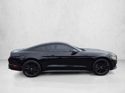 2017 Ford Mustang EcoBoost Fastback