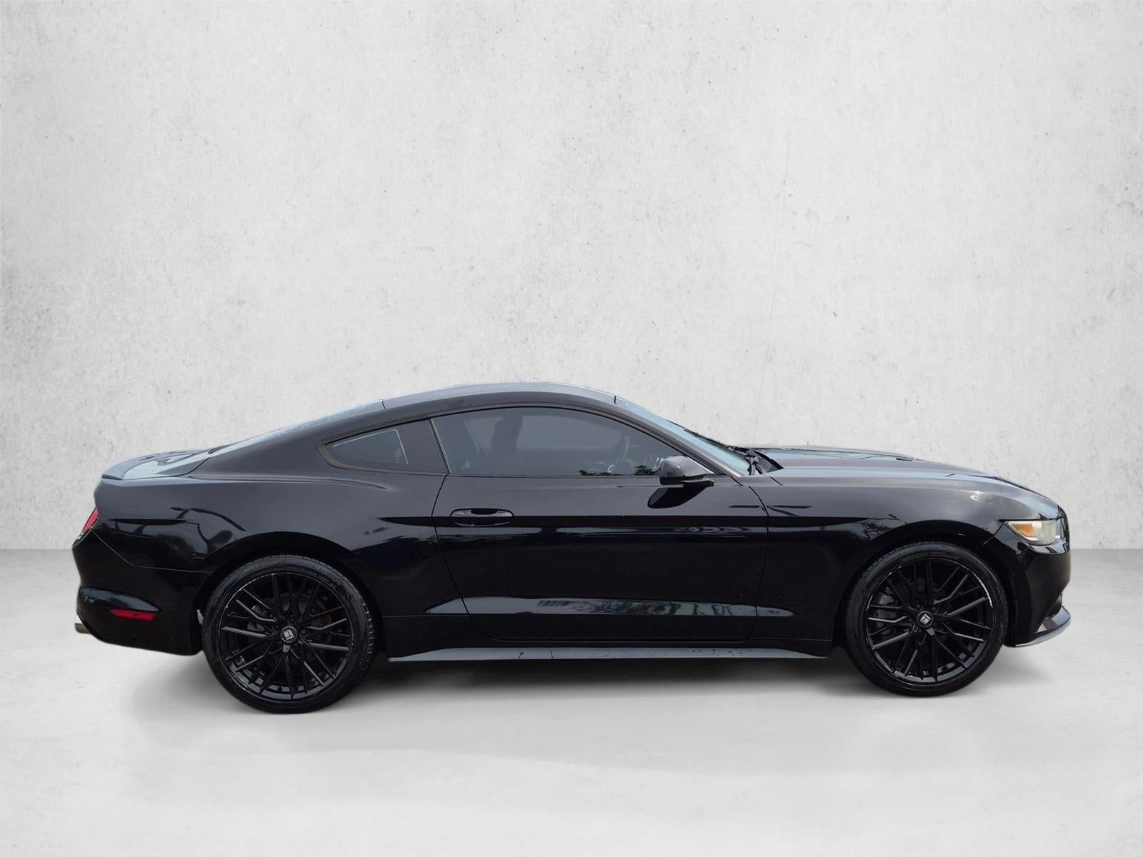 2017 Ford Mustang EcoBoost Fastback