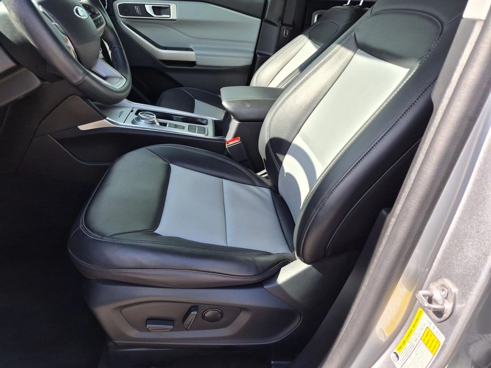 2023 Ford Explorer XLT RWD