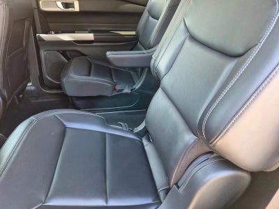 2024 Ford Explorer XLT RWD
