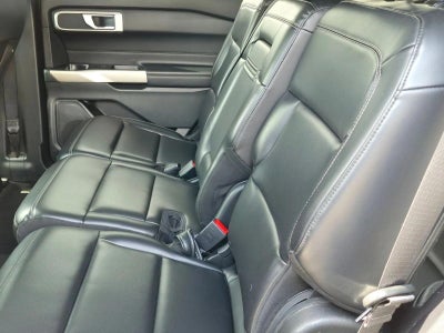 2021 Ford Explorer XLT RWD