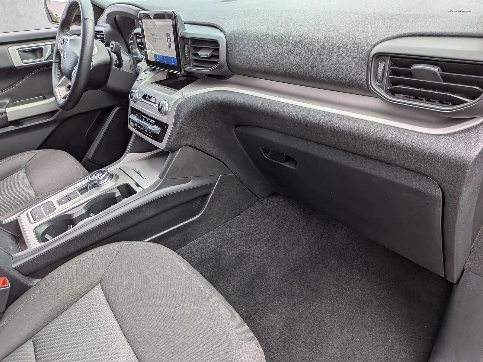 2023 Ford Explorer XLT RWD