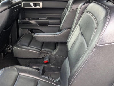 2020 Ford Explorer XLT RWD