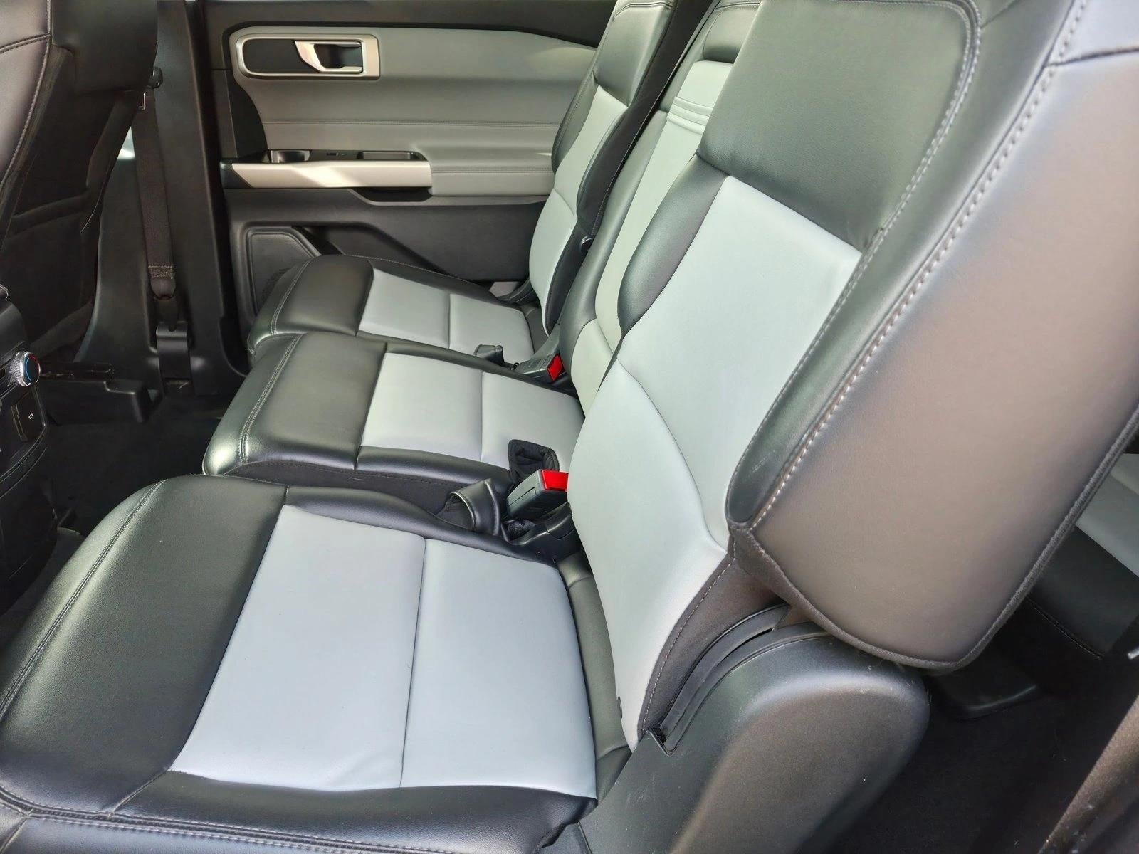 2022 Ford Explorer XLT RWD