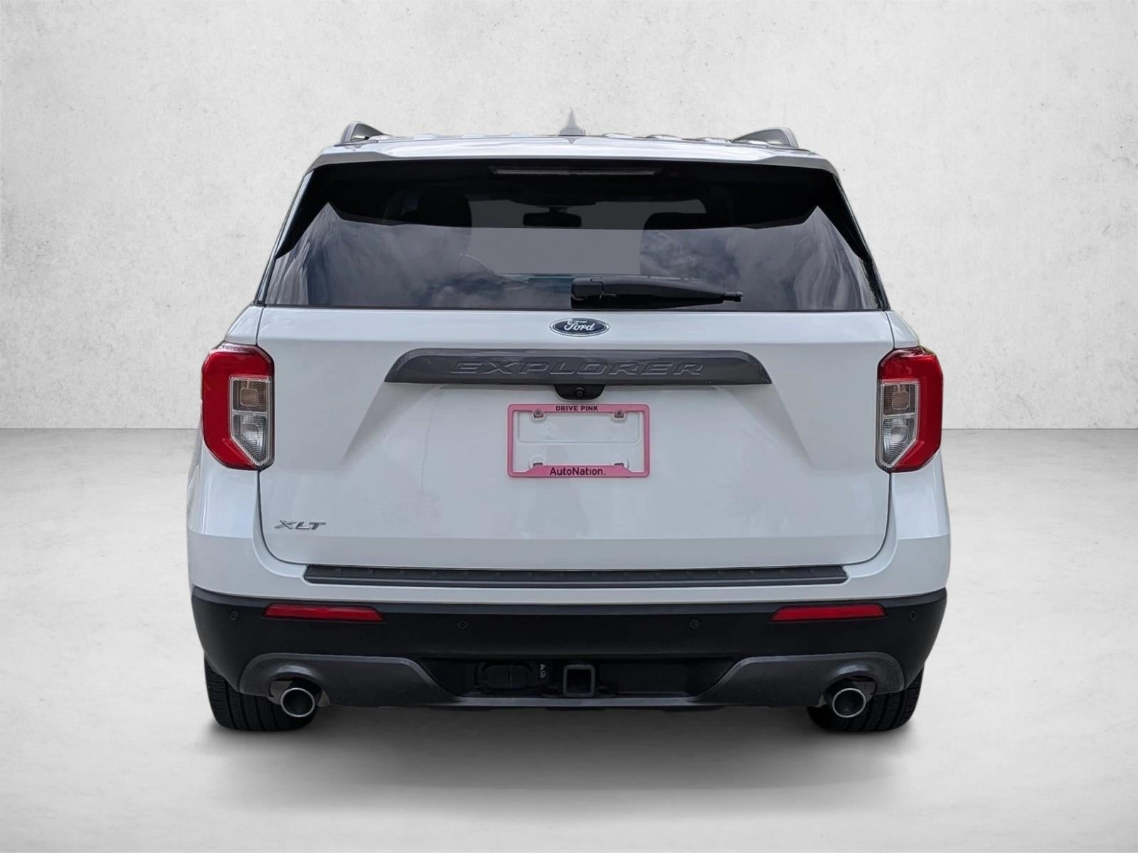 2023 Ford Explorer XLT RWD