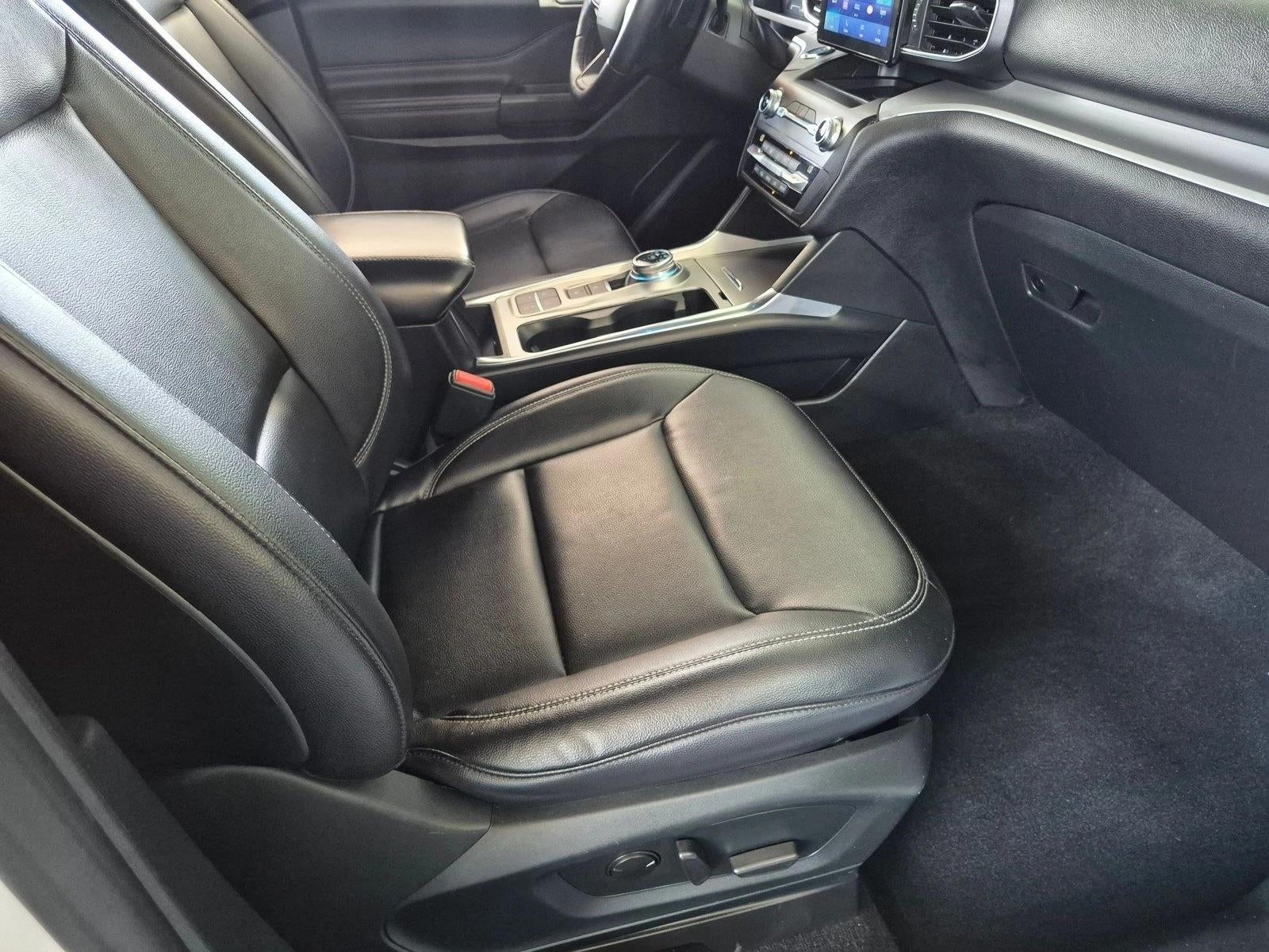2020 Ford Explorer XLT RWD