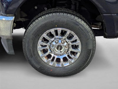 2022 Ford Super Duty F-250 SRW XLT 4WD Crew Cab 6.75' Box