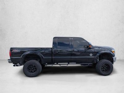 2014 Ford Super Duty F-250 SRW 4WD Crew Cab 6-3/4 Ft Box Lariat