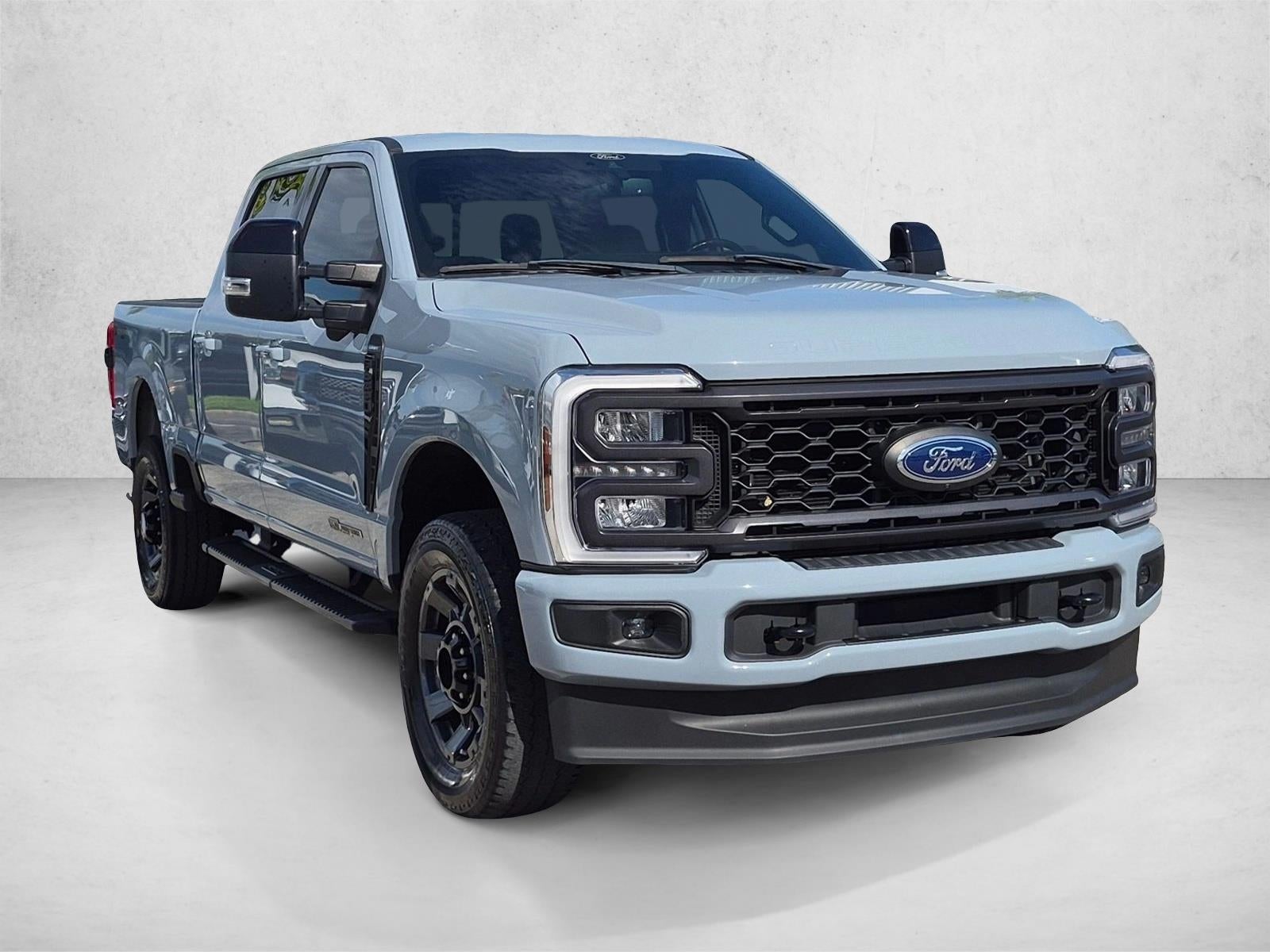 2024 Ford Super Duty F-250 SRW LARIAT 4WD Crew Cab 6.75' Box