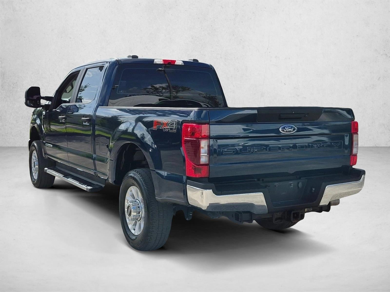 2020 Ford Super Duty F-250 SRW XL 4WD Crew Cab 6.75' Box