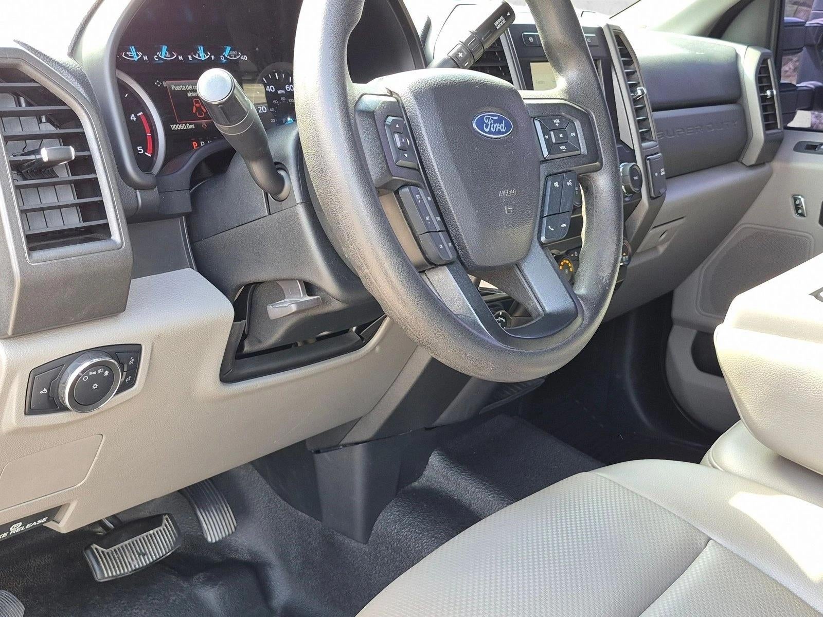 2020 Ford Super Duty F-250 SRW XL 4WD Crew Cab 6.75' Box