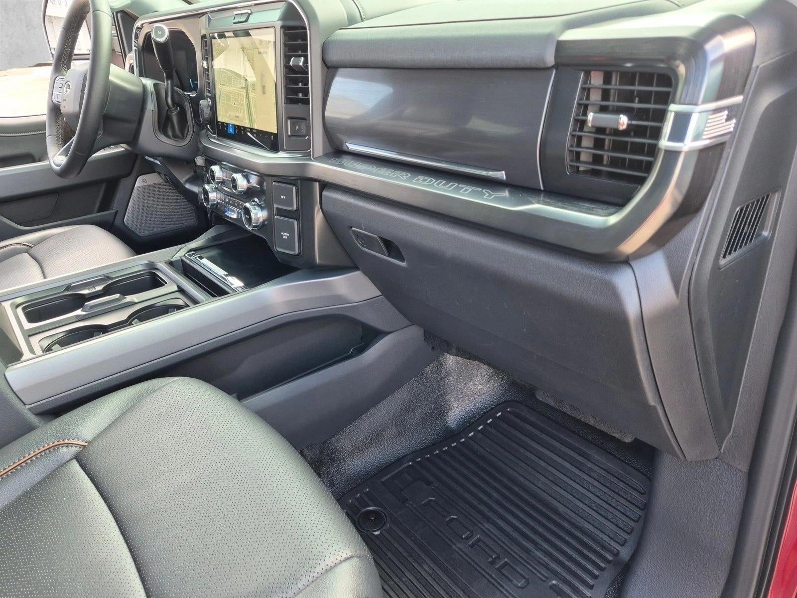 2026 Ford Super Duty F-350 SRW LARIAT 4WD Crew Cab 6.75' Box