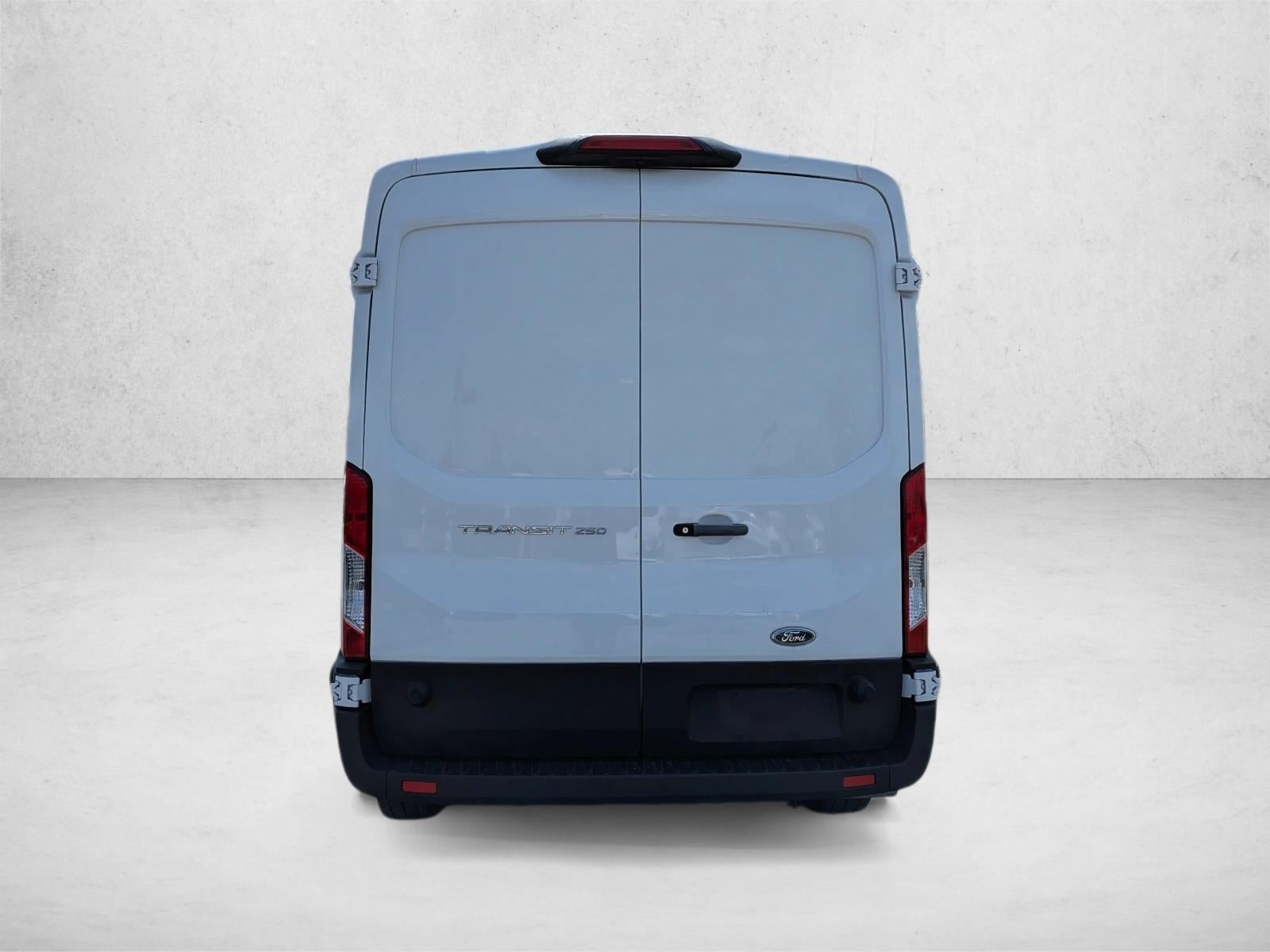 2024 Ford Transit Cargo Van T-250 148" Med Rf 9070 GVWR RWD
