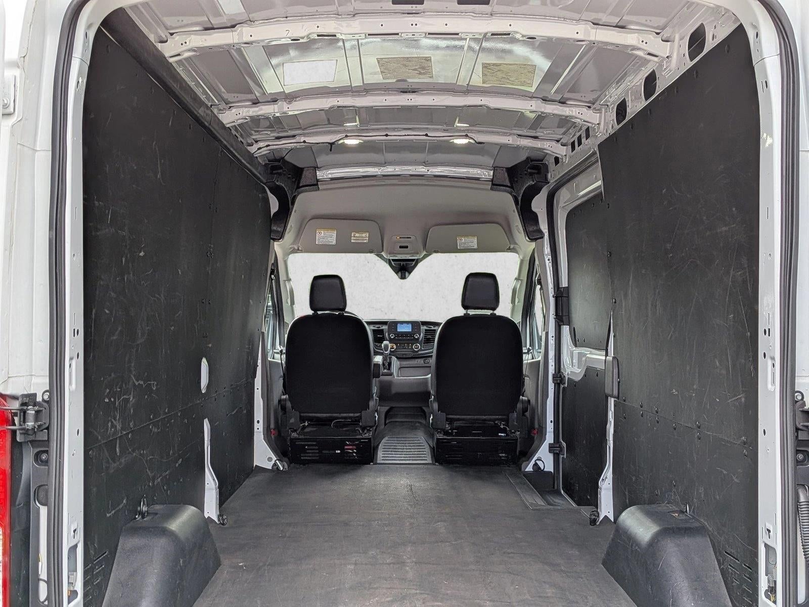 2024 Ford Transit Cargo Van T-250 148" Med Rf 9070 GVWR RWD