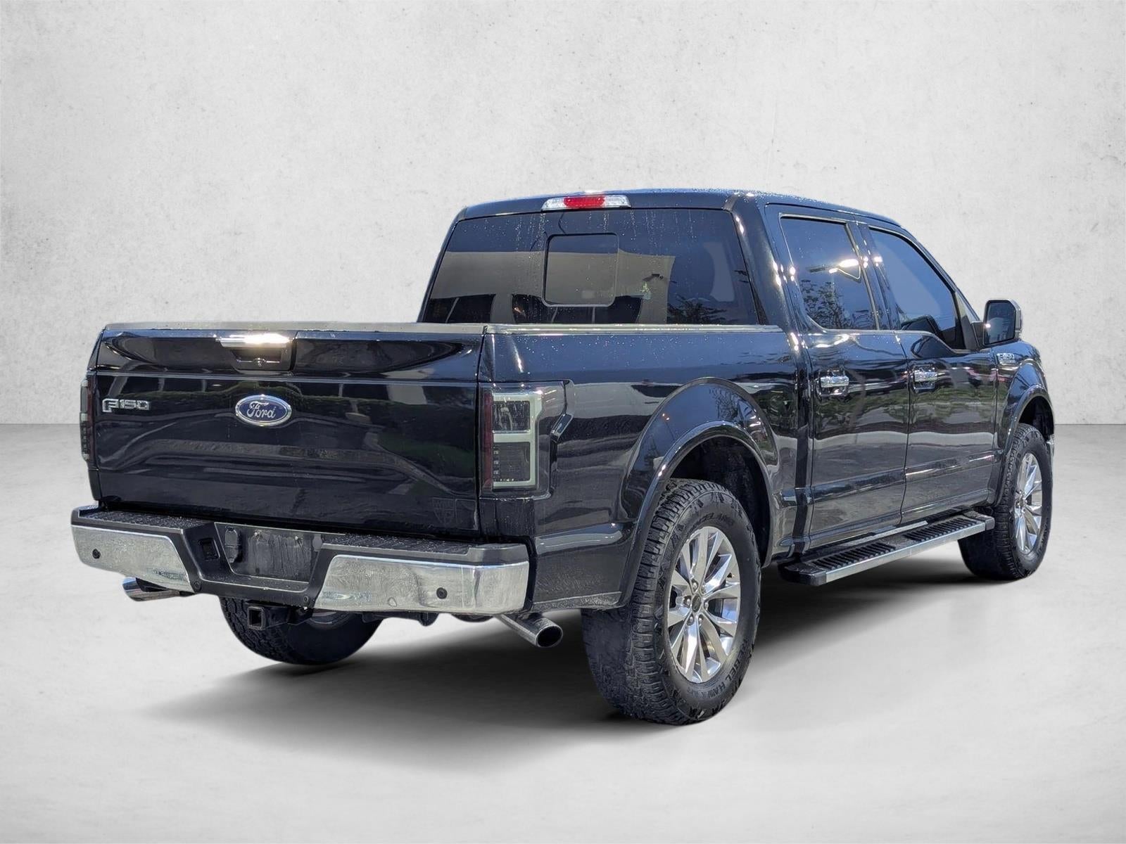 2016 Ford F-150 2WD SuperCrew 5-1/2 Ft Box Lariat