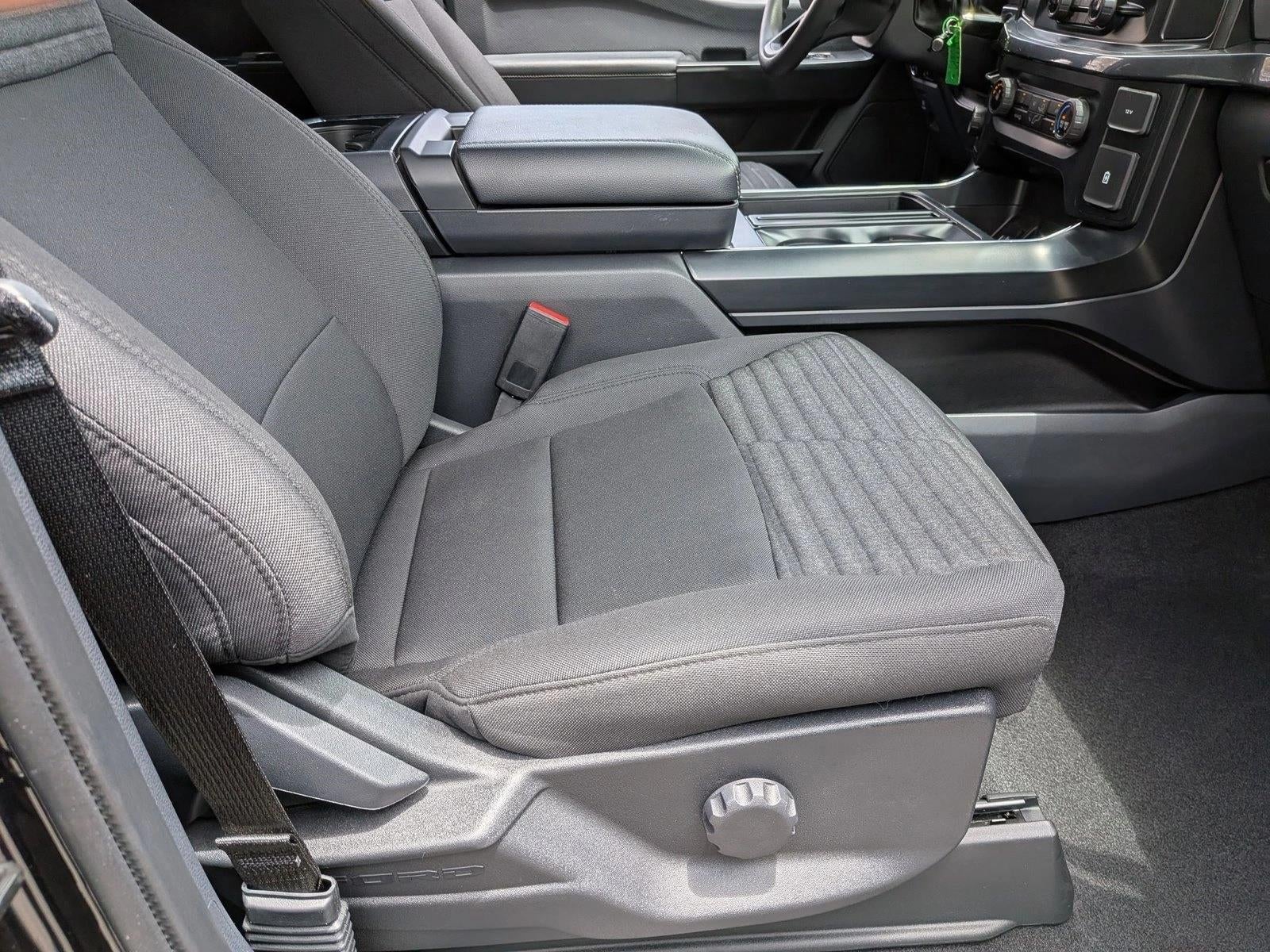 2023 Ford F-150 XL 2WD SuperCrew 5.5' Box