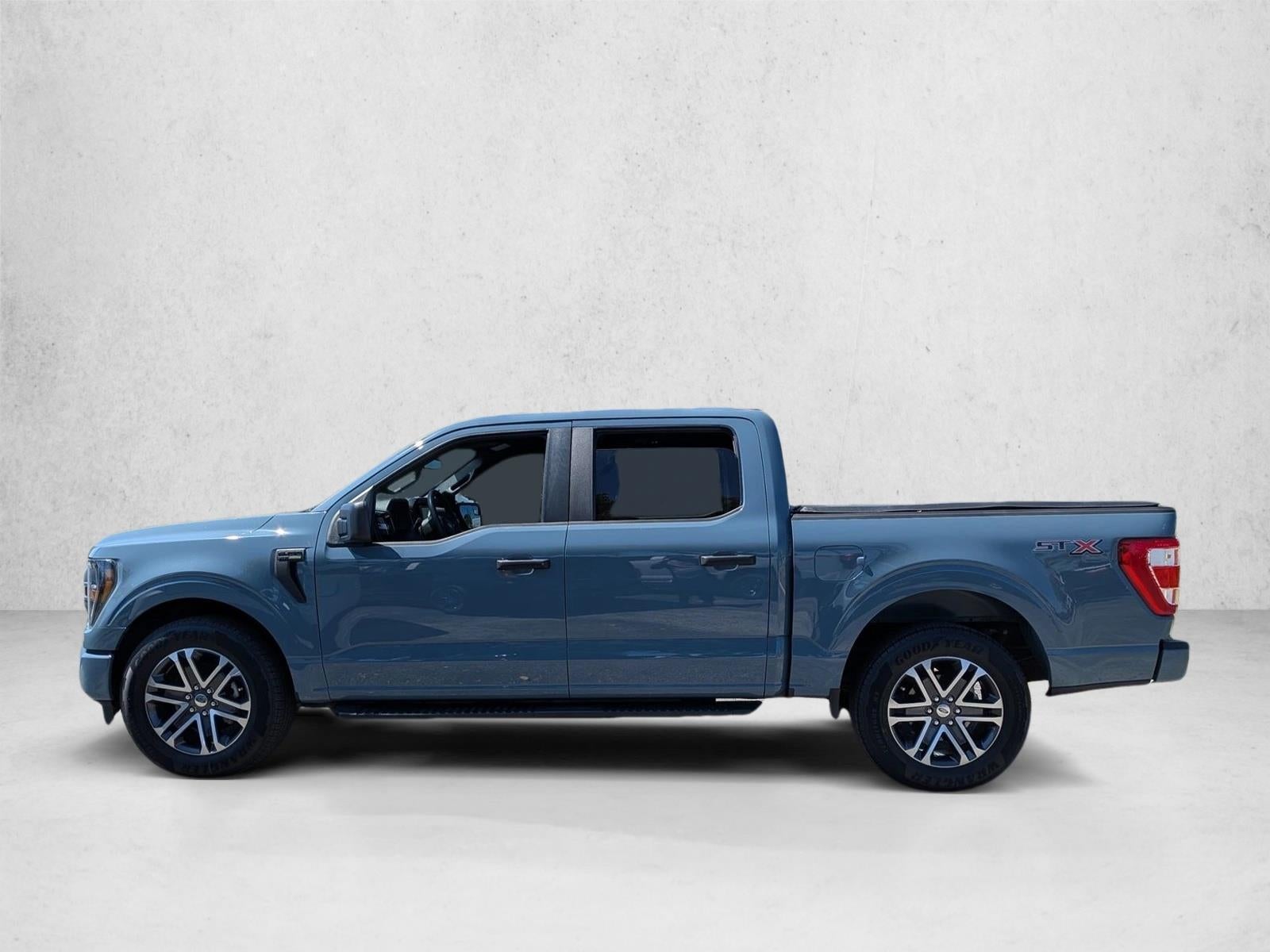 2023 Ford F-150 XL 2WD SuperCrew 5.5' Box