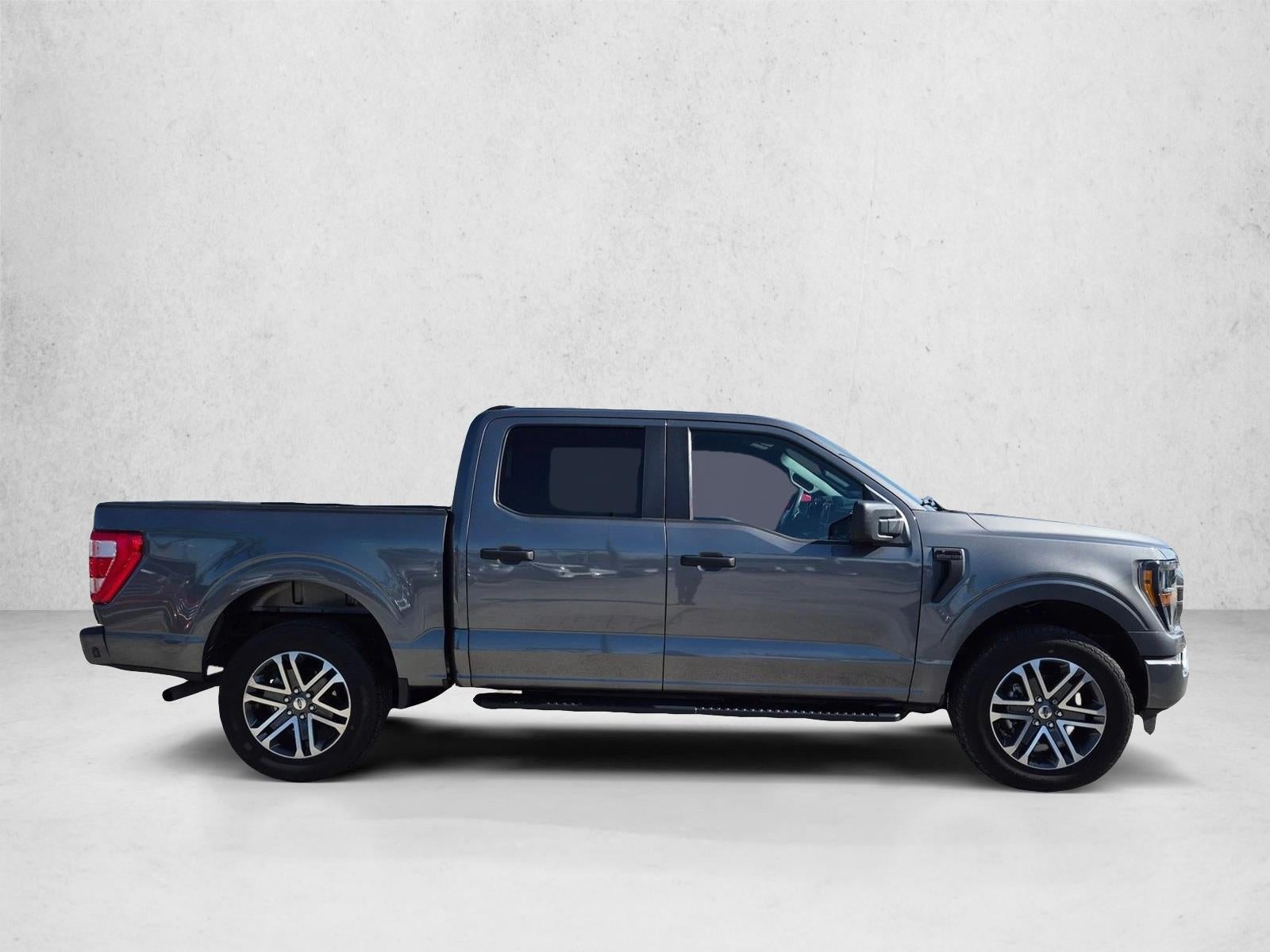 2023 Ford F-150 XL 4WD SuperCrew 5.5' Box