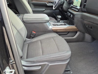 2025 Chevrolet Silverado 1500 Crew Cab Short Box 2-Wheel Drive RST