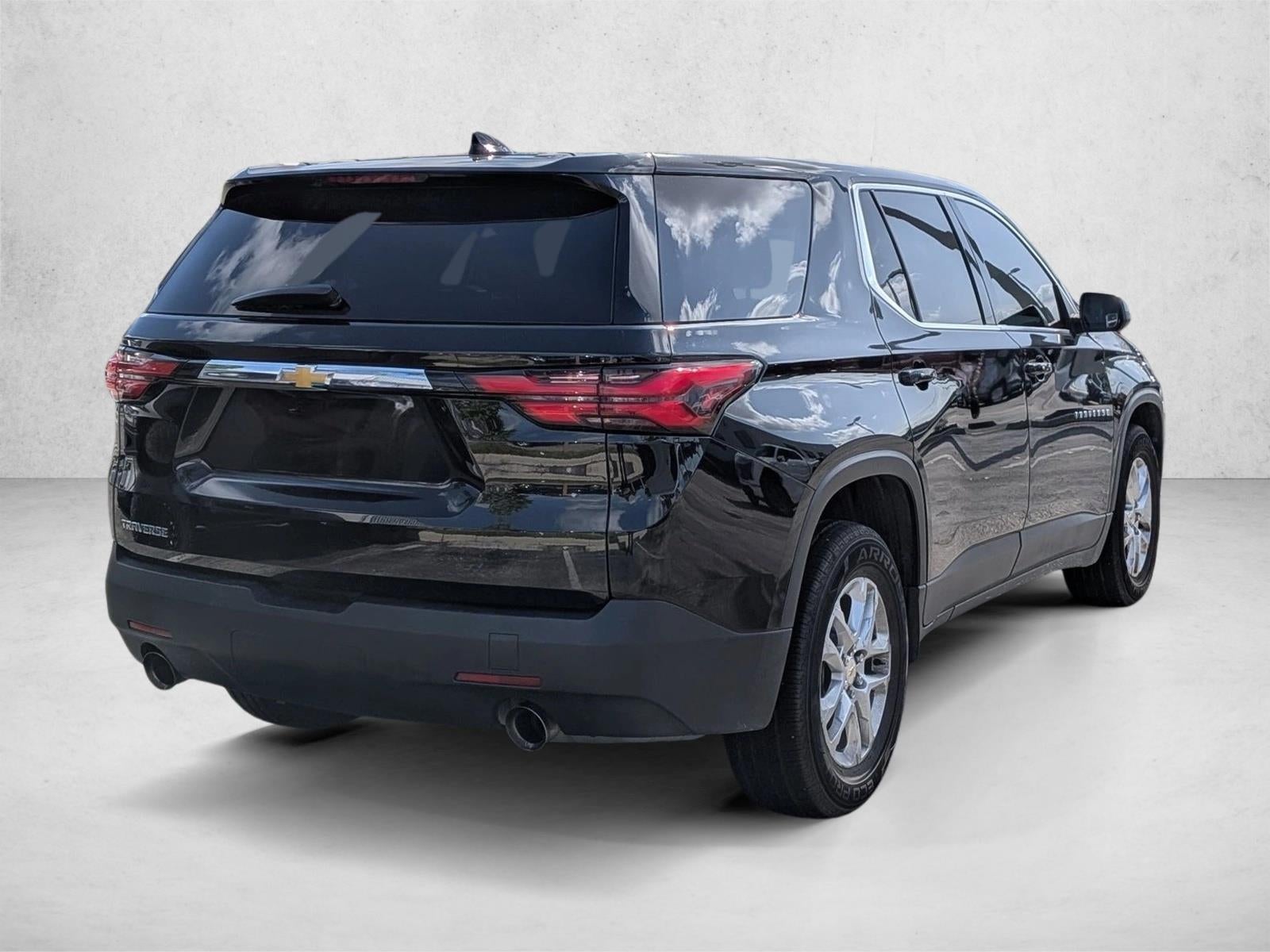 2023 Chevrolet Traverse FWD 1LS