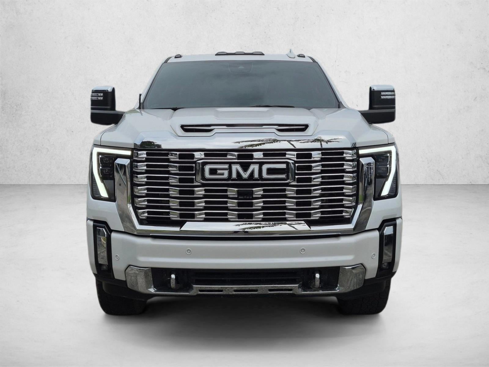 2025 GMC Sierra 2500 HD Crew Cab Standard Box 4-Wheel Drive Denali