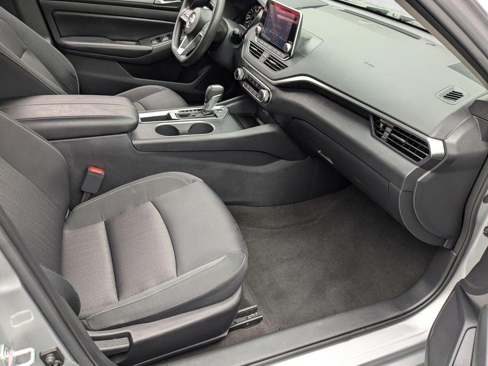 2022 Nissan Altima 2.5 SV Sedan