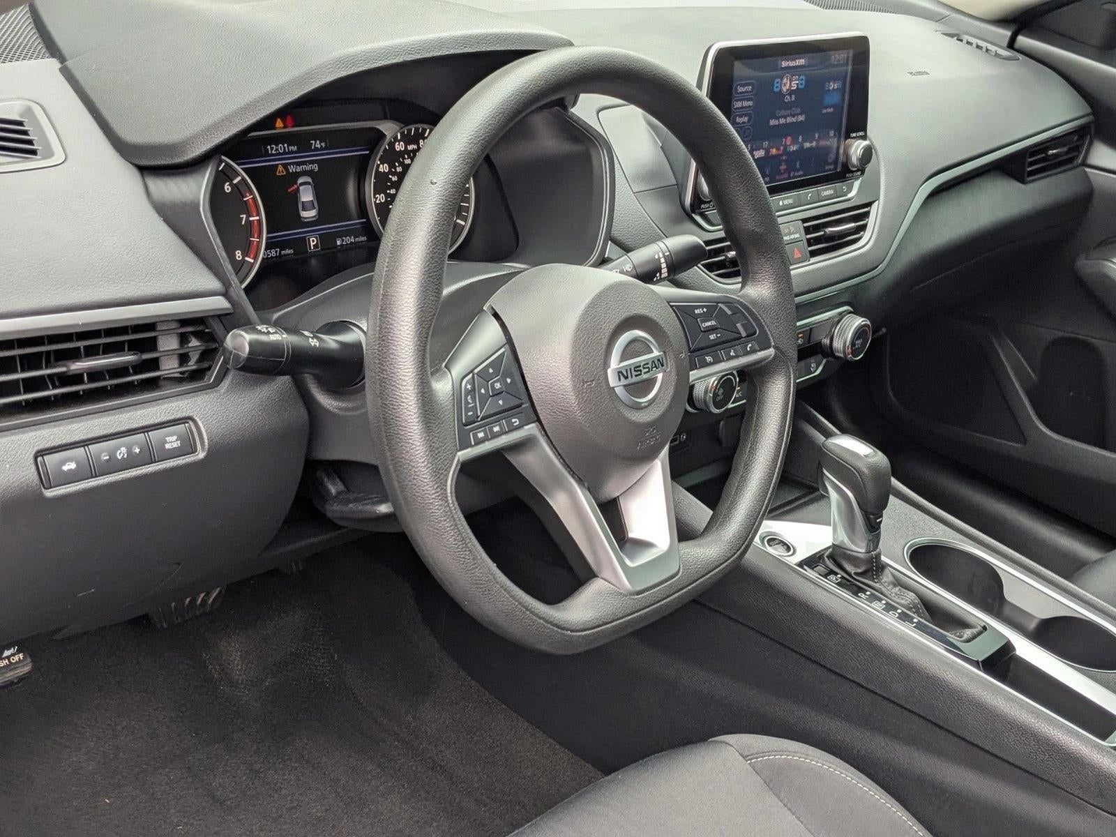 2022 Nissan Altima 2.5 SV Sedan