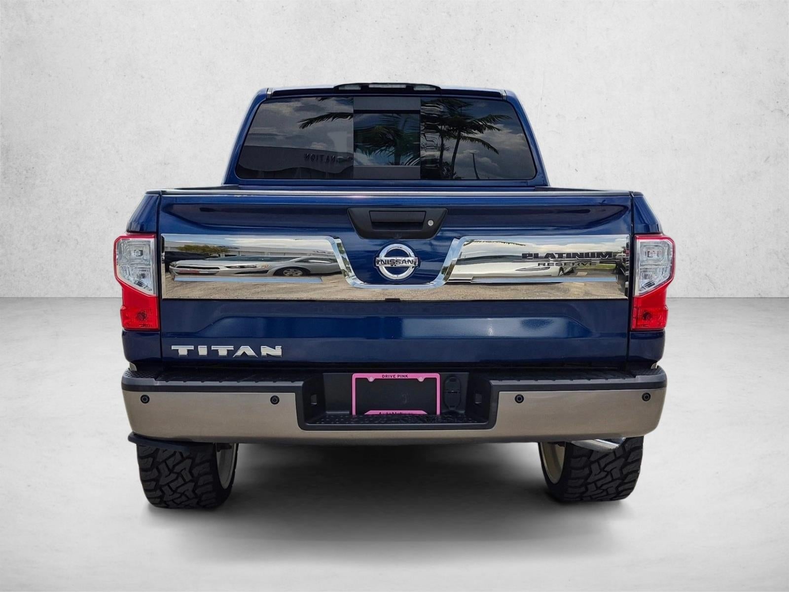 2017 Nissan Titan 4x2 Crew Cab Platinum Reserve