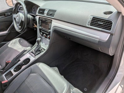 2013 Volkswagen Passat 4dr Sdn 2.5L Auto SE w/Sunroof PZEV