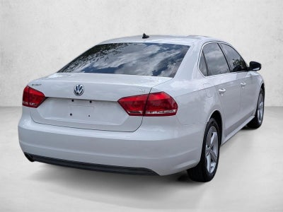 2013 Volkswagen Passat 4dr Sdn 2.5L Auto SE w/Sunroof PZEV