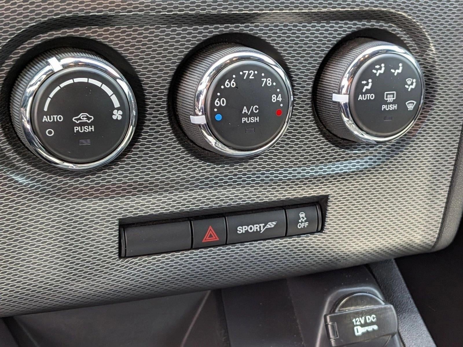 2013 Dodge Challenger 2dr Cpe R/T