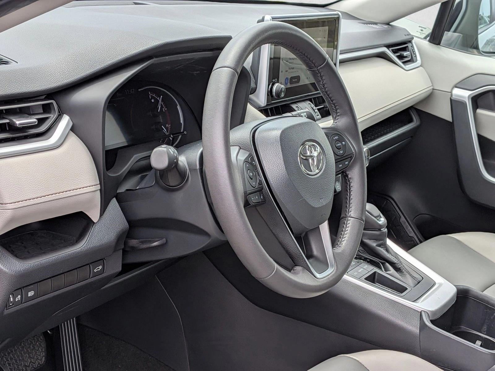 2023 Toyota RAV4 XLE Premium FWD (Natl)