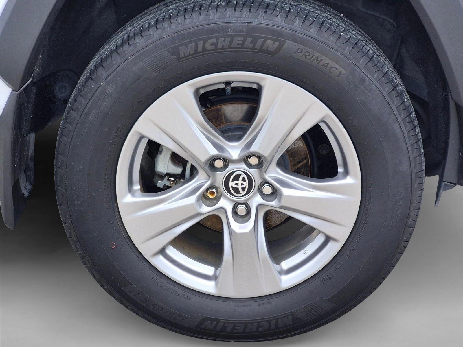 2024 Toyota RAV4 XLE FWD (Natl)
