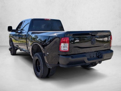2023 RAM 3500 Tradesman 4x4 Crew Cab 8' Box