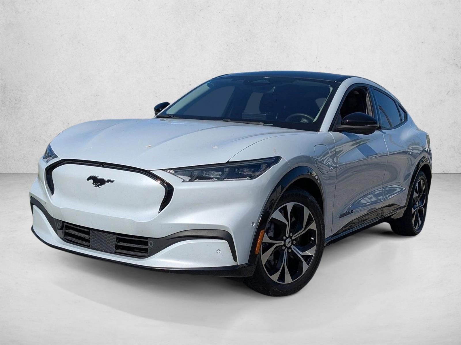 2022 Ford Mustang Mach-E Premium RWD