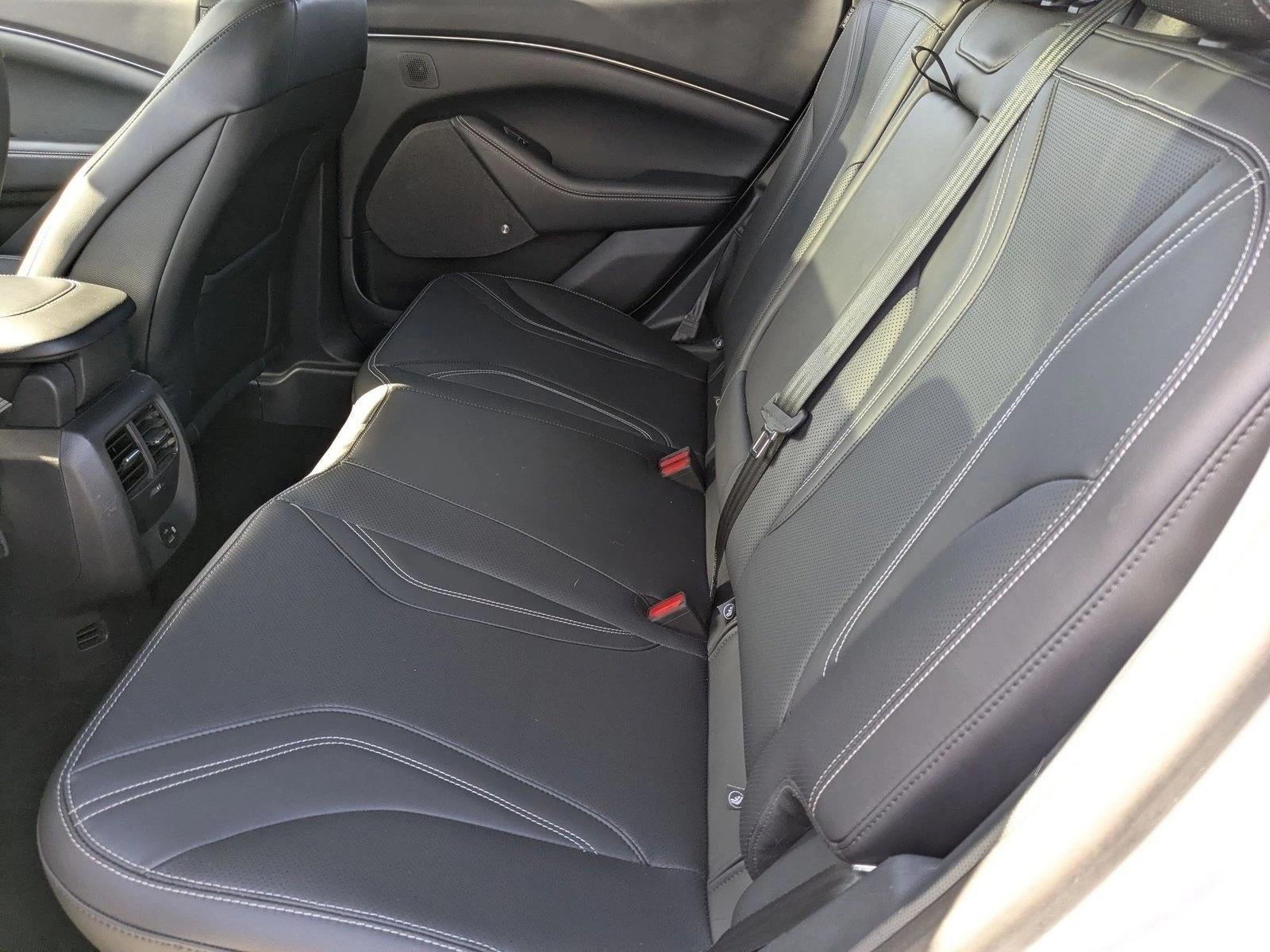 2022 Ford Mustang Mach-E Premium RWD