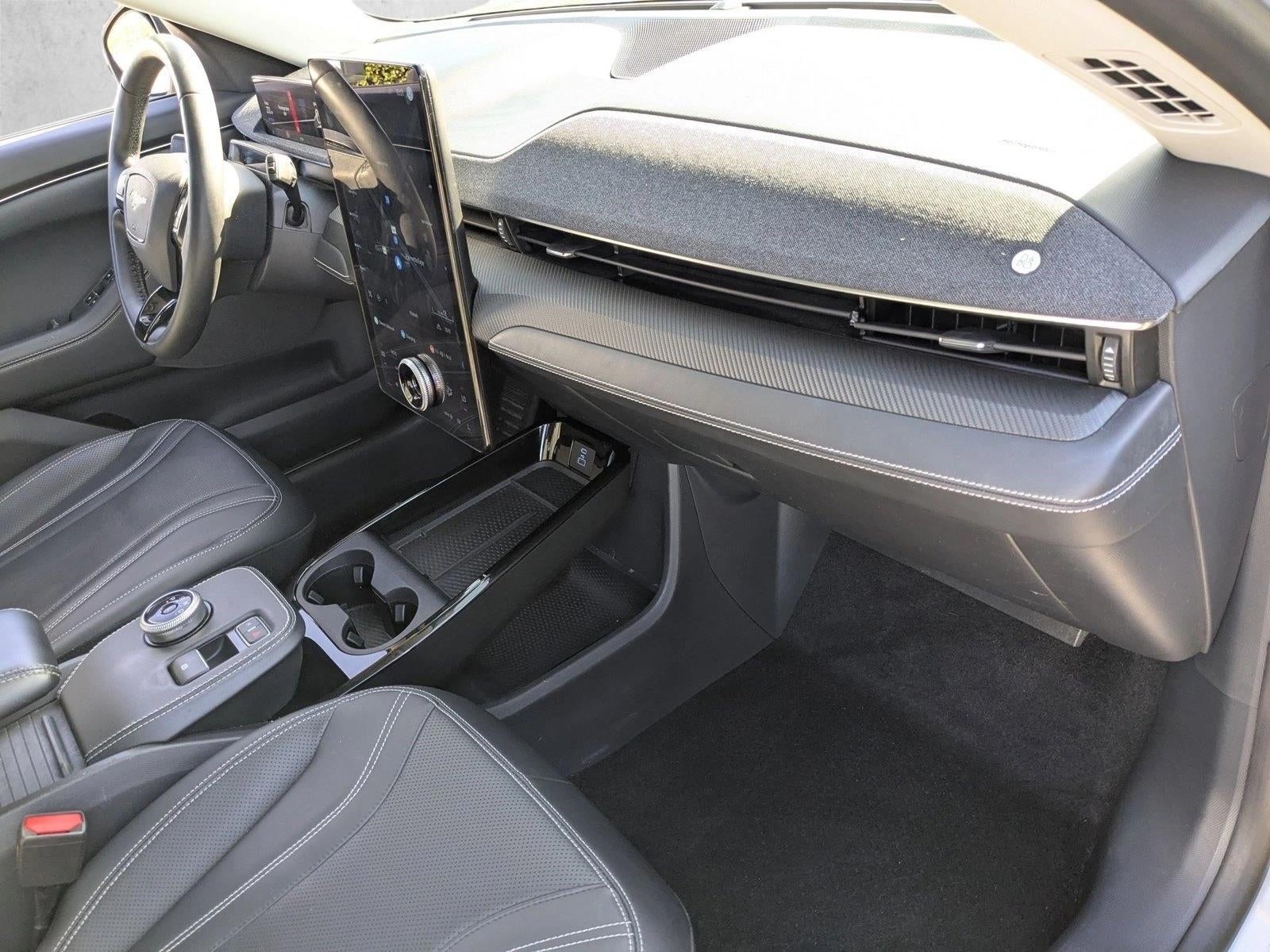 2022 Ford Mustang Mach-E Premium RWD