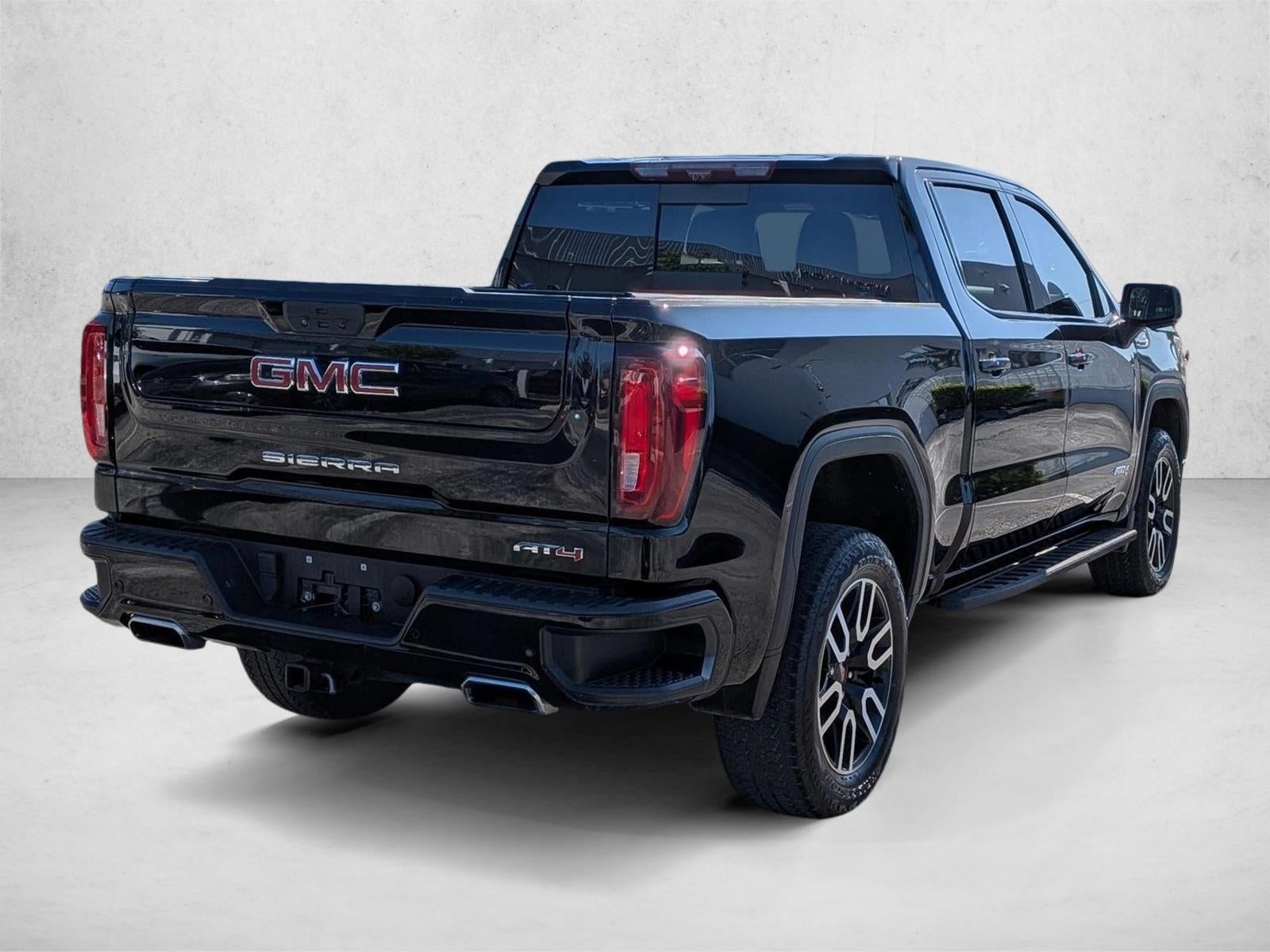 2021 GMC Sierra 1500 Crew Cab Short Box 4-Wheel Drive AT4