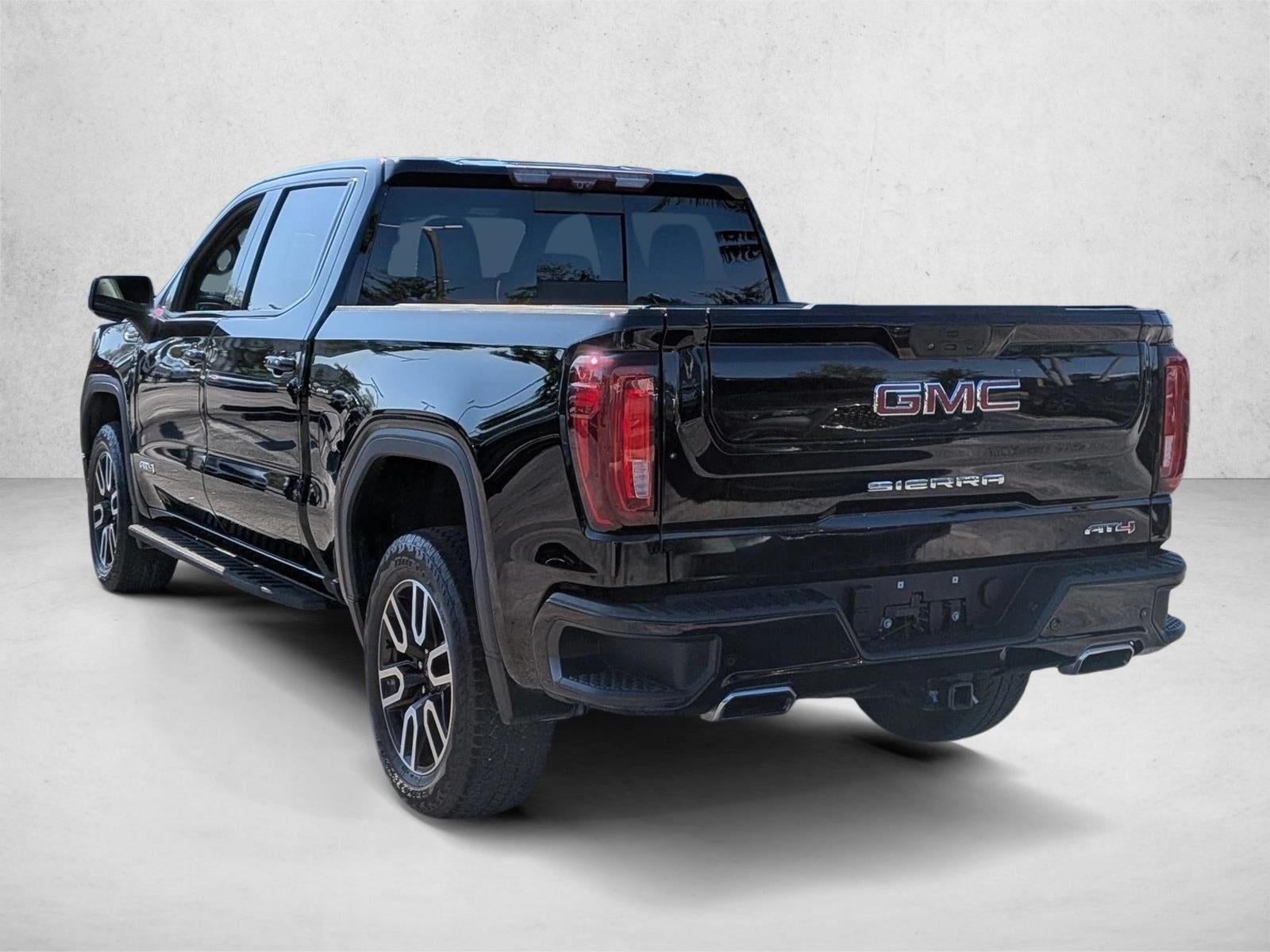 2021 GMC Sierra 1500 Crew Cab Short Box 4-Wheel Drive AT4