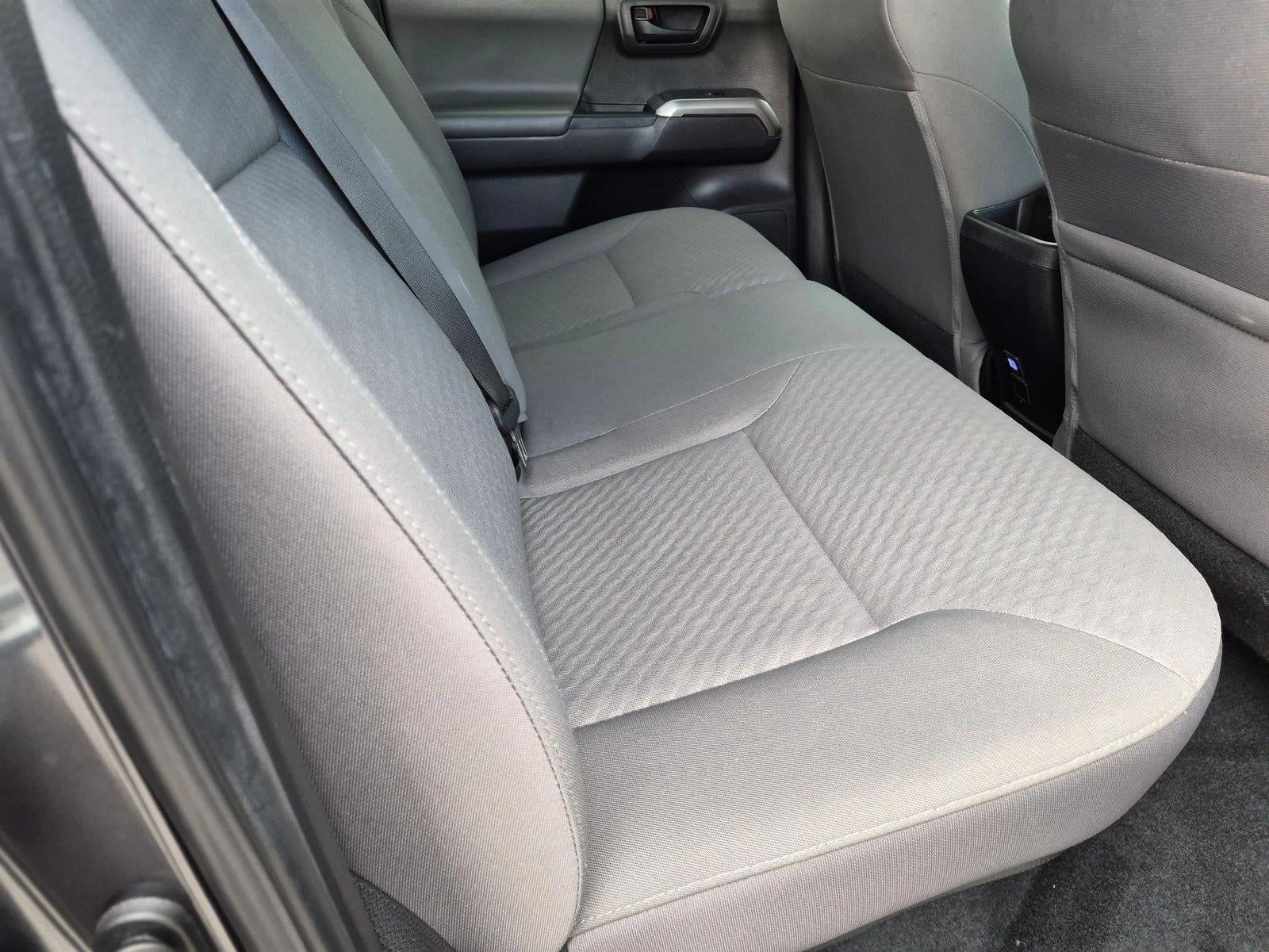 2022 Toyota Tacoma 2WD 2WD SR5 Double Cab 5' Bed V6 AT (GS)