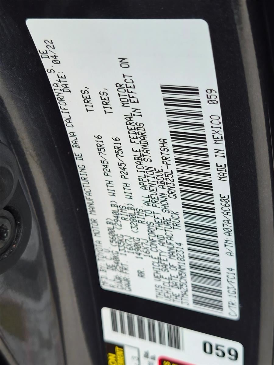 2022 Toyota Tacoma 2WD 2WD SR5 Double Cab 5' Bed V6 AT (GS)