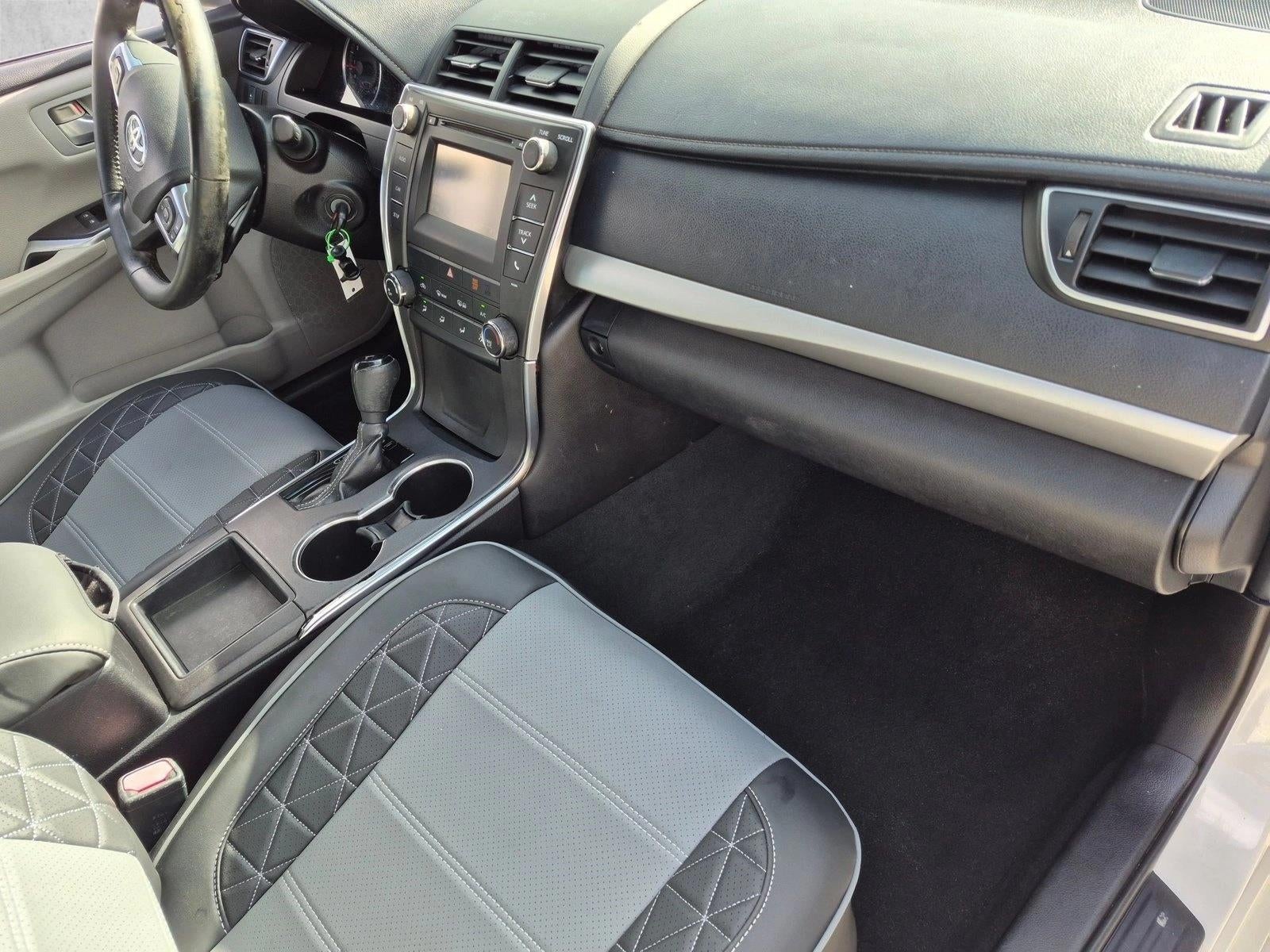 2015 Toyota Camry 4dr Sdn I4 Auto SE (SE)