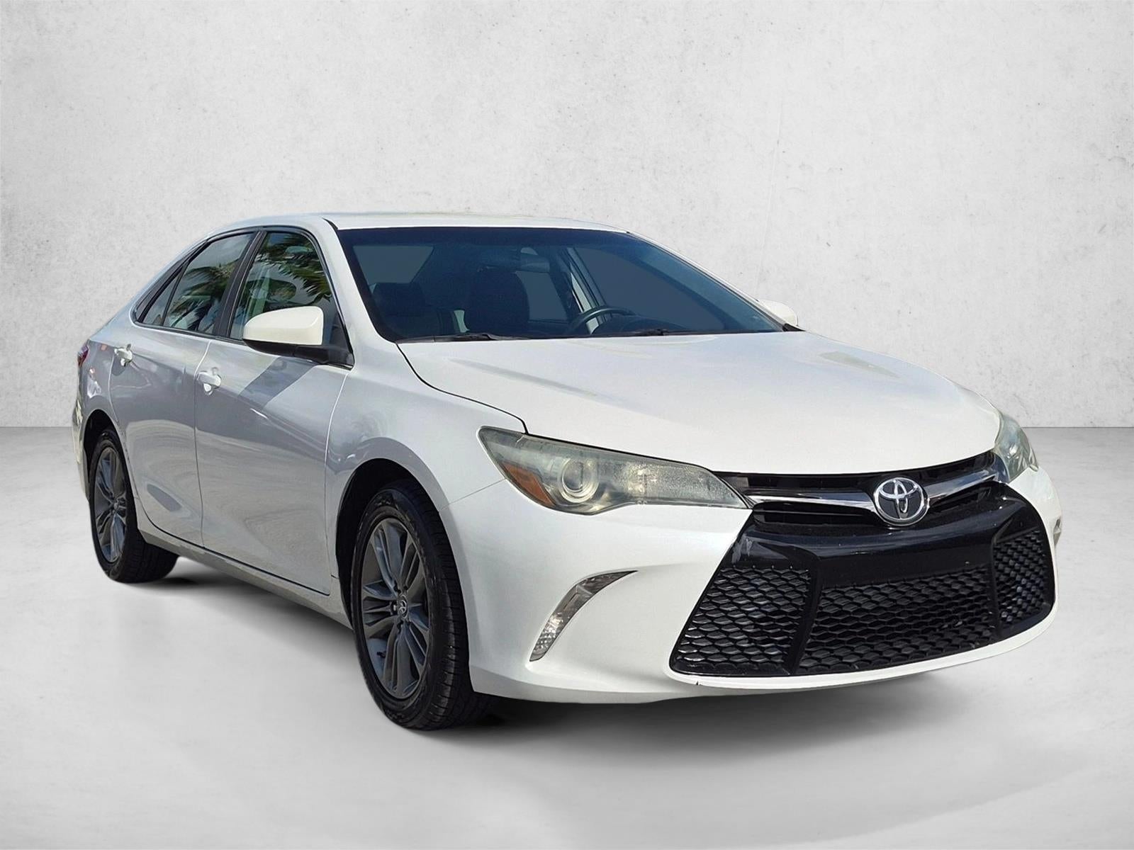 2015 Toyota Camry 4dr Sdn I4 Auto SE (SE)
