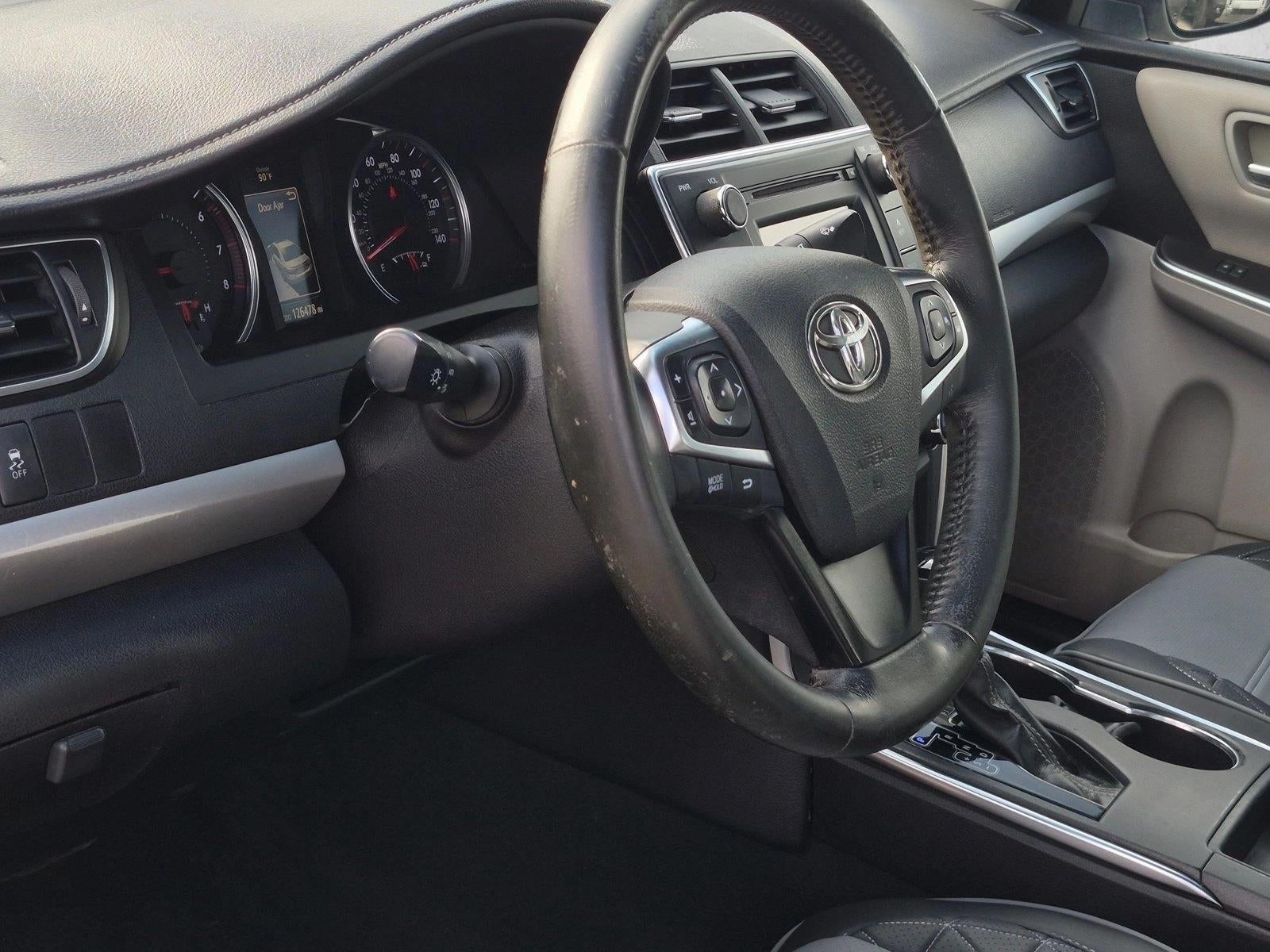 2015 Toyota Camry 4dr Sdn I4 Auto SE (SE)