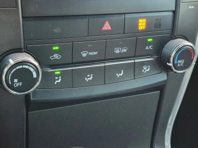 2015 Toyota Camry 4dr Sdn I4 Auto SE (SE)