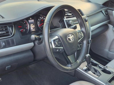 2015 Toyota Camry 4dr Sdn I4 Auto SE (SE)